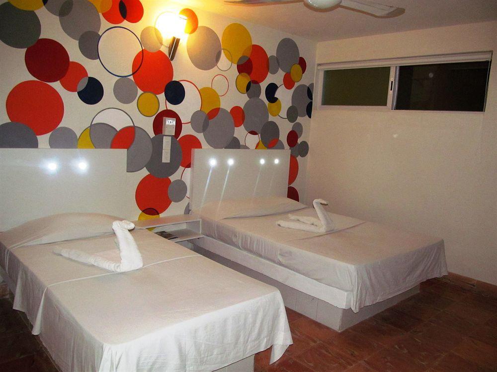 Hotel Maria Guadalupe วัลลาโดลิด ภายนอก รูปภาพ