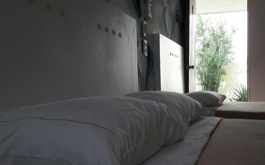 Hotel Maria Guadalupe วัลลาโดลิด ภายนอก รูปภาพ